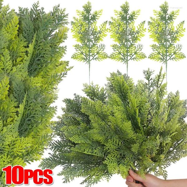 Flores decorativas 1/10pcs ramos de pinheiro artificial decoração de natal folhas de plantas falsas diy guirlanda falso cedro galho hastes presentes de ano