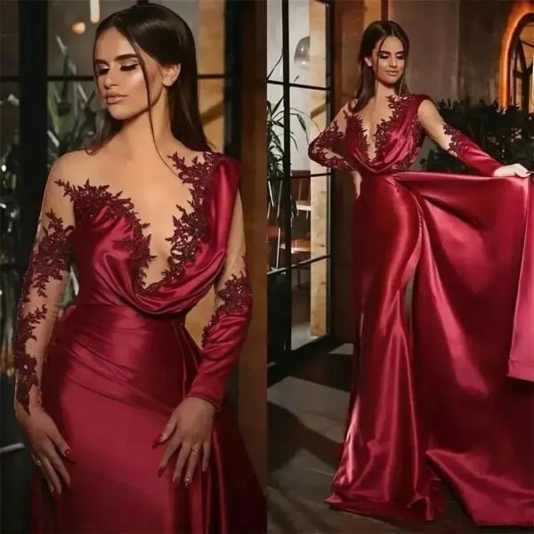 Rote formelle, bezaubernde Abendkleider, mit Perlen besetzt, Meerjungfrau-Partykleid, sexy, durchsichtige, lange Ärmel, gerüschtes Satin, Landebahn-Abschlussballkleider, Überrock Bc