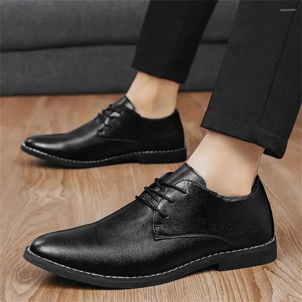 Elbise ayakkabıları PU deri siyah mokasenler resmi erkek spor ayakkabılar spor takımı zapato sineker eğitimi Krasovka
