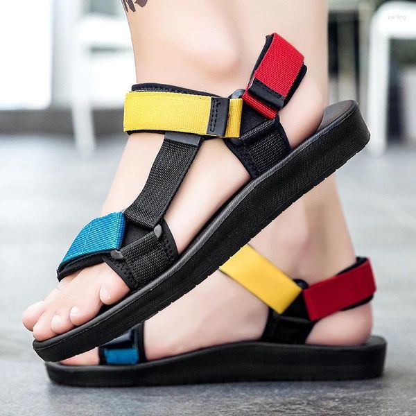 Sandalen Männer EVA Licht Weiche 2024 Sommer Casual Schuhe Wasser Strand Paar Hausschuhe Frauen