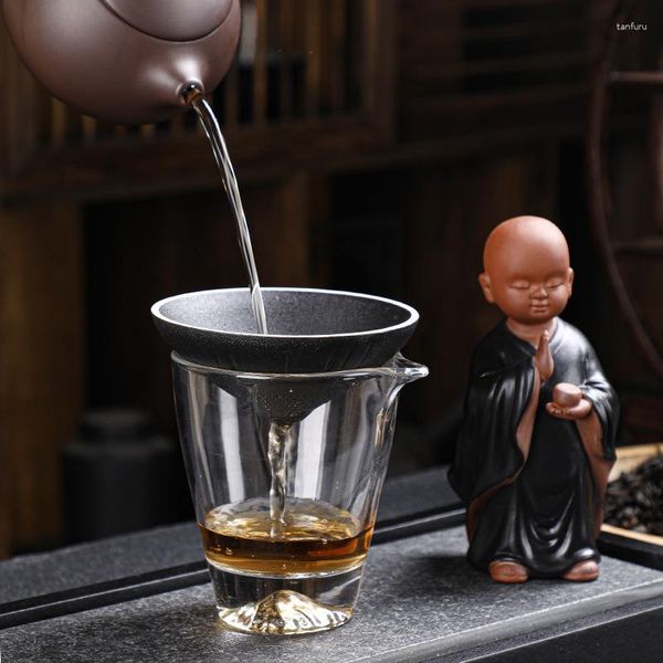 Tea Pets Pet Little Monk Statue mit Sieb Filter Hut Set Zubehör Keramikfiguren Teapet Zen Ceremony Figure
