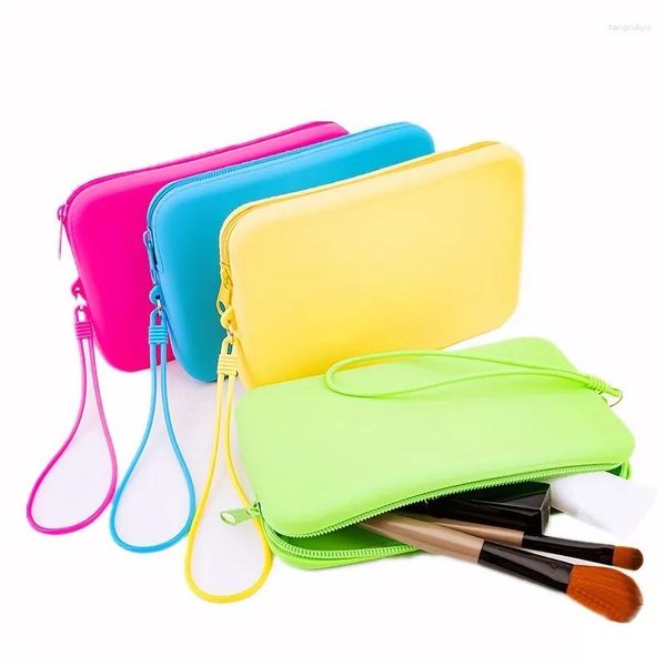 Borse per cosmetici Borsa di stoccaggio in silicone Porta pennelli da trucco portatile di grande capacità da viaggio Organizer da toilette impermeabile Custodia in tinta unita