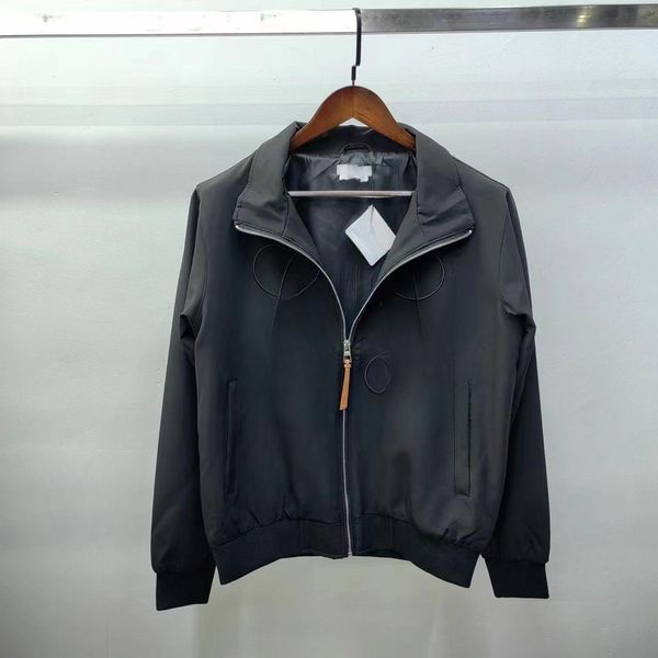 Herrenjacken, Liebhaberjacke, Leder-Motorradjacken, Designer-Stil, Dreiecksabzeichen, High-End-Herren- und Damenjacke, Schwarz, Weiß, mit losem Sonnenschutz