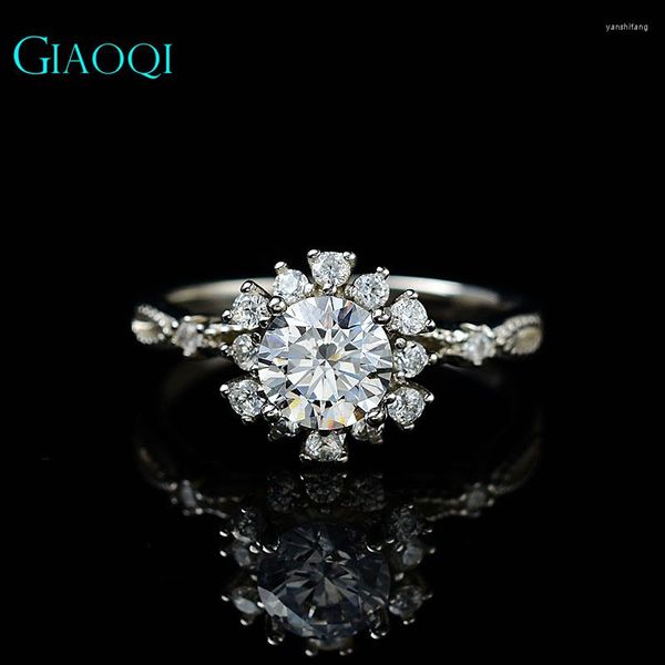 Anéis de cluster Giaoqi 18k branco banhado a ouro 1 excelente corte d cor diamante moissanite rica flor anel feminino jóias de casamento