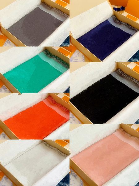 17 cores lenços quadrados para mulheres Mens luxurys Pashmina Top Quality Silks Mistura de Algodão Mulheres Moda Lenço De Seda Designers Lenços Com Caixa