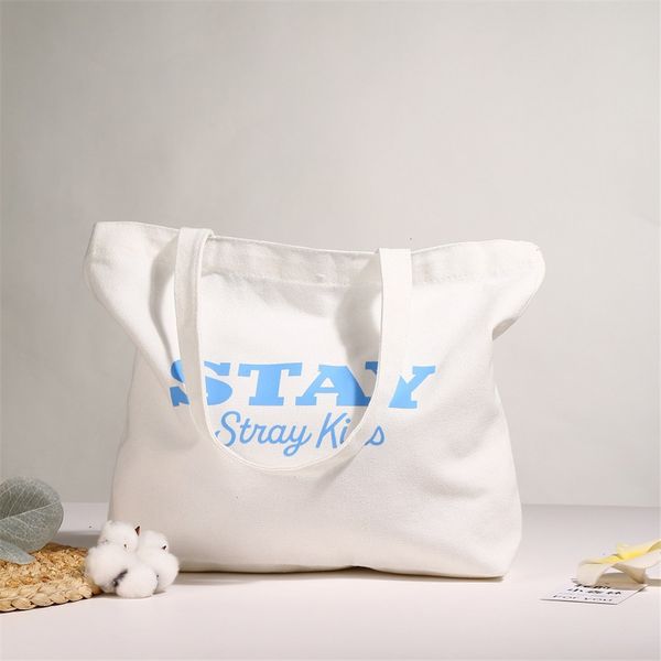 Einkaufstaschen KPOP Stray Kids Briefdruck Canvas Shopper Umhängetasche Handtaschen Tote Casual Felix Han Stay 230901