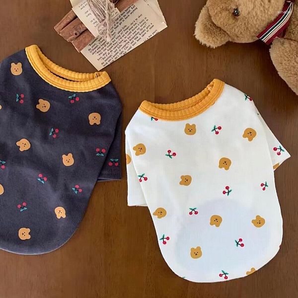 Abbigliamento per cani Maglietta a maniche corte con orso in ciliegia per cartoni animati Kawaii Camicie a maniche corte bianche blu scuro Kawaii Abbigliamento per cani di piccola taglia Prodotti per animali morbidi alla moda per gatti