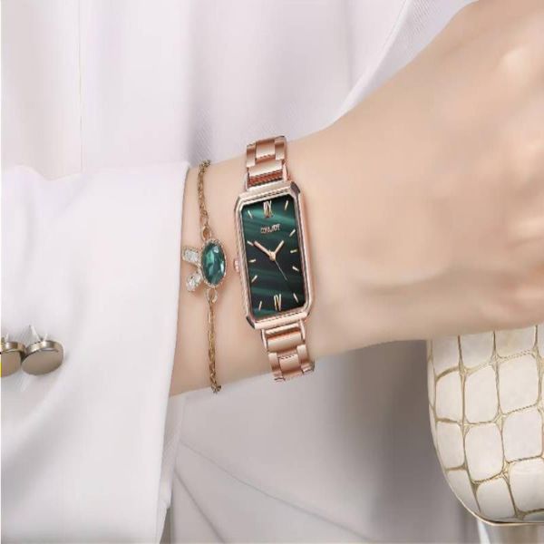 Модные зеленые часы Quartz Small Watch Band Ladies Trend Casual Steel Watch Gold Xippn