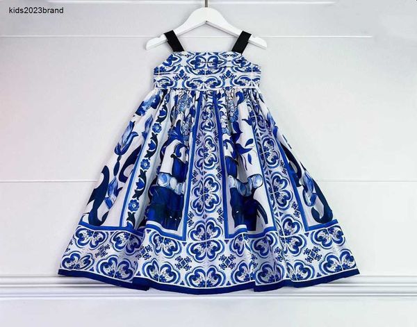 Designer-Kleid für Mädchen, Kinderkleidung, modisches Mädchenkleid, neueste Mode, Patchwork-Kleid mit Blumendruck