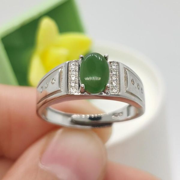 Anelli a grappolo Anello di giada verde per uomo 5mm 7mm 0,7ct Gioielli in argento massiccio naturale con pietre preziose placcate in oro 925