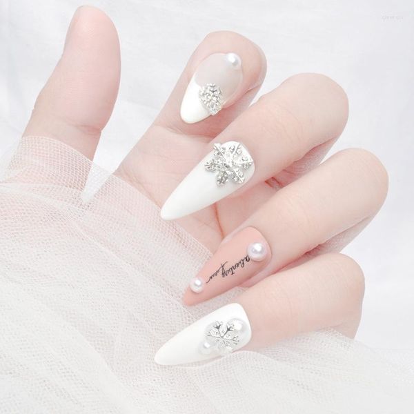 Nail Art Decorações 20 Pcs Jóias Deslumbrantes Diamante Manicure Mulheres Estilo Inverno Ouro Prata 3D Floco De Neve Liga Decoração Cristal Unhas