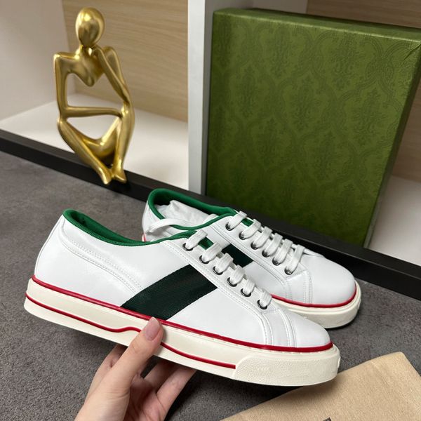 Designers Sapatos Canvas Sapatos Casuais Luxurys Designers Mulheres Sapato Itália Verde e Vermelho Web Stripe Borracha Sola Stretch Algodão Low Top Mens Sneakers 015