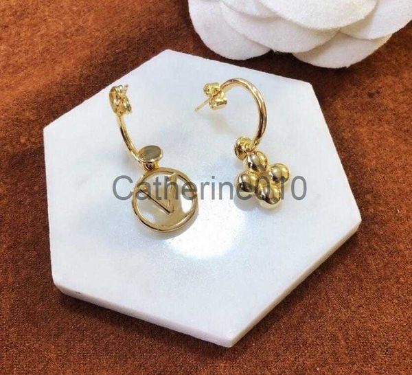 Stud Marke Klassische Designer Kleine Buchstaben Stud Earr18k Gold V Fischion Ohrstecker Frauen Männer WeddParty Schmuck Liebe Geschenk mit Box J230902