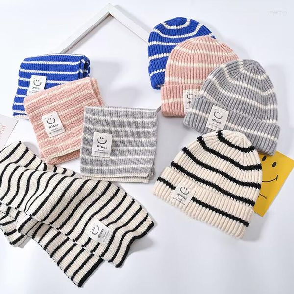 Berets outono/inverno chapéu infantil bebê malha lã pulôver cachecol bonito listrado babador inverno para meninos e meninas