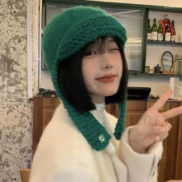 Berretti Berretti in maglia di peluche verde carino per donne e uomini La versione coreana mostra cappelli bomber con protezione per le orecchie calde ispessite per il viso piccolo