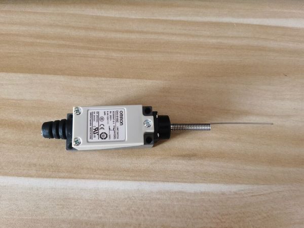 1PC Neuer Omron D4V-8169Z D4V8169Z Endschalter