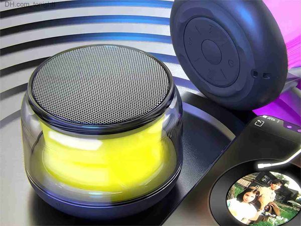 Alto-falantes portáteis Novo alto-falante Bluetooth Subwoofer portátil Luzes coloridas Cool TWS interconectado pequeno canhão de aço 3D Surround Sound Music Play Q230904