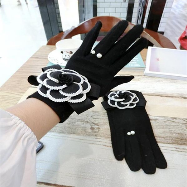 Fünf-Finger-Handschuhe, schwarze Kamelie, Kaschmir und koreanische Mode, Hahnentrittmuster, Nerzhaar, niedliche Blumen, warmer Touchscreen, Damen2429