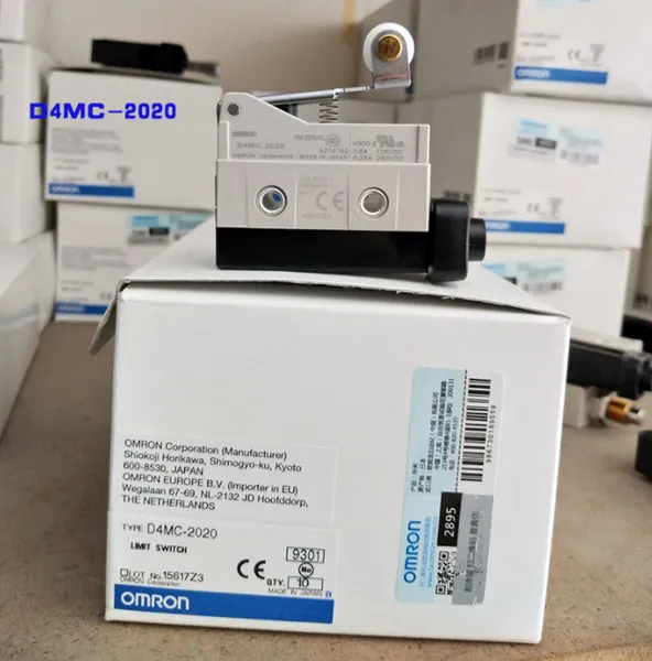 Концевой выключатель Omron D4MC-2020 D4MC2020, 1 шт.