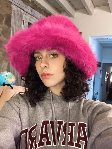 Berets Grande Fluffy Faux Fur Bucket Hat para Mulheres Luxo Pelúcia Pescador Inverno Quente Pescador Colorido e Lindo