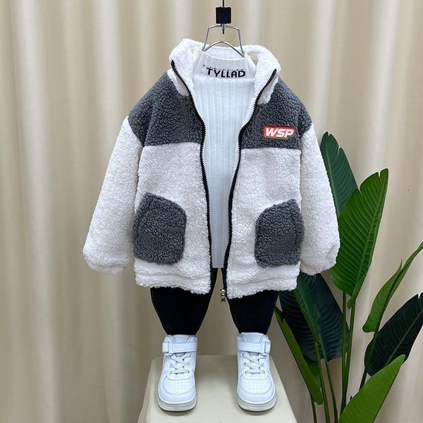 Jaquetas Meninos Espessamento Casaco Outono e Inverno Moda Bebê Pequenas Crianças Acolchoadas Quente Berber Fleece Camisola Peluda 230904