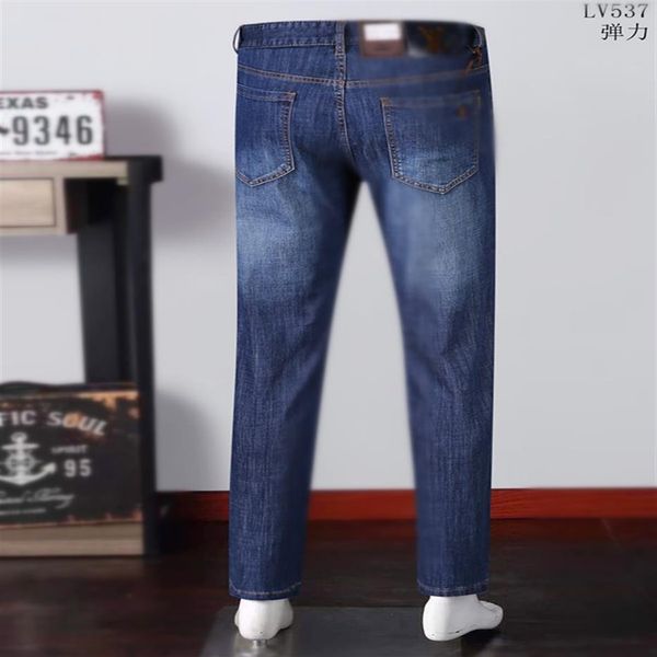 Jeans Designer Taschen Herren Stufenblaue Hose Plus Größe 29-40 Lässige Herbst Dünne Hosen Business Freizeit Neueste Listin Fashion Slim239c