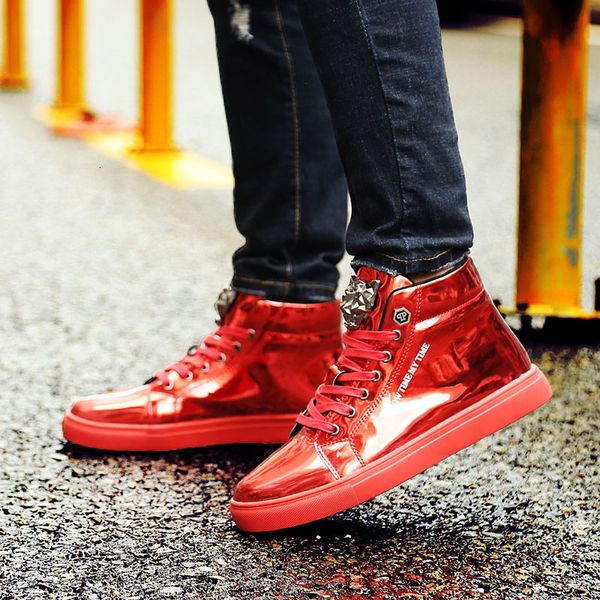 Scarpe eleganti da uomo estate rossa piattaforma glitter moda uomo alta cima comoda lucida Zapatos Hombre 230901