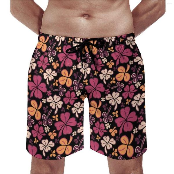 Shorts masculinos Dia de São Patrício Ginásio Patrick Lucky Clover Shamrock Red Retro Beach Design Sportswear Confortável Troncos de Natação