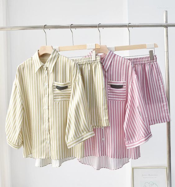 Женские футболки, женская полосатая блузка и шорты, комплект с карманной цепочкой, лето 2023, женская однобортная рубашка с отложным воротником или свободная рубашка