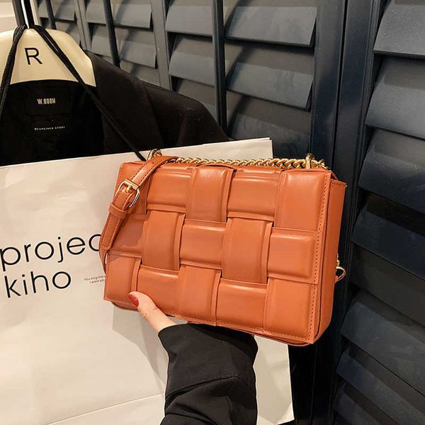 Borsa a tracolla Cassette Botegss Ventss di alta qualità in vendita per donna e uomo 2023 Solido PU Moda personalizzata Pendolarismo quotidiano con logo reale