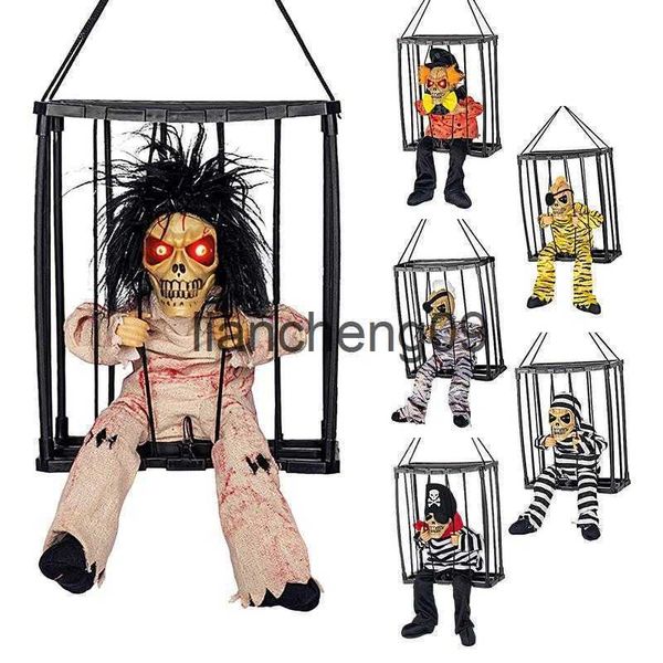 Decorazione per feste Decorazione di Halloween Prigioniero Fantasma in gabbia Spaventoso Teschio Prop Scheletro elettrico Giocattolo Occhio luminoso Suono Bambola Appeso Fantasma parlante x0905