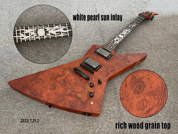 E-Gitarre, Decke mit spezieller Maserung, braune Farbe, Satin-Finish, Feuerflamme, weiße Perleneinlage, schwarze Teile, TOM-Steg und Stop-Tail