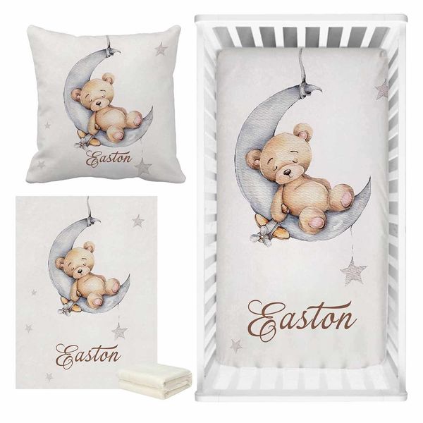 Set biancheria da letto LVYZIHO Orso addormentato Nome personalizzato Set culla Dormi sulla luna Regalo per baby shower 230905