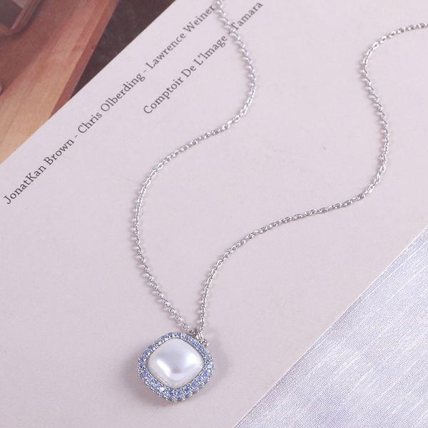 Bling Blue Diamond Elegant Charm Anhänger Halsketten für Frauen Quadratische Geometrie Kristall Perlmutt Liebe Hochzeit_voghion.com