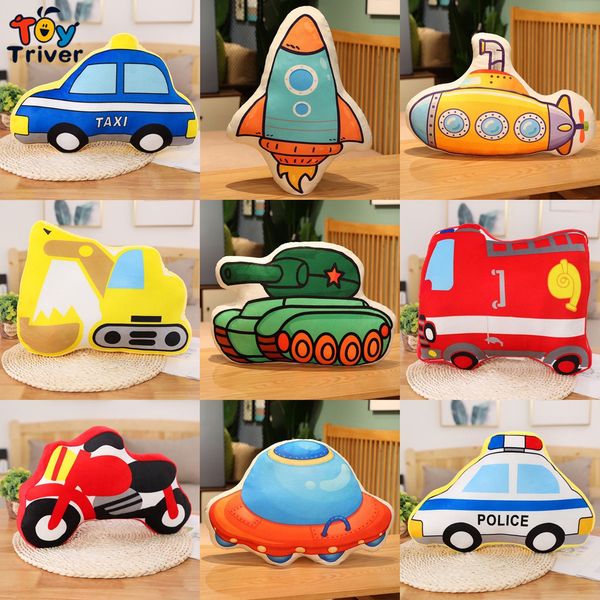 Plüsch Kissen Kissen Kawaii Mobil Polisi Truk Pemadam Kebakaran Ekskavator Motor Tank Boneka Mainan Mewah Bantal Anak Anak Anak Laki Laki Hadiah 230905