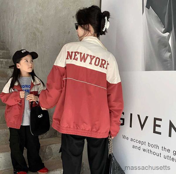 Piumino Giacche per madre e bambini Mamma e figlia Figlio Cappotti di moda Nuovi vestiti per bambini autunnali Vestiti di coordinazione genitore-figlio R230905