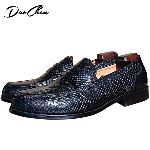 Scarpe eleganti Sepatu pria kulit merek mewah coklat hitam SLIP ON motivi ular sepatu kasual per pernikahan kantor perjamuan 230905