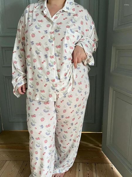 Damen-Nachtwäsche, lässiges Pyjama-Set mit Blumendruck, Langarm-Oberteil und Capri-Hose, 2-teiliger Heimanzug, bequeme Loungewear für Damen