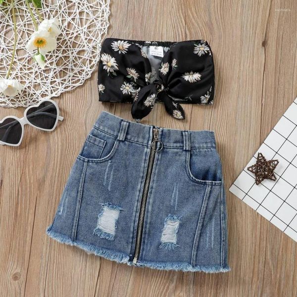 Set di abbigliamento Moda Bambini Capretto Ragazze Abiti estivi 2 pezzi Floreale con spalle scoperte Top corto Gonna in denim con cerniera