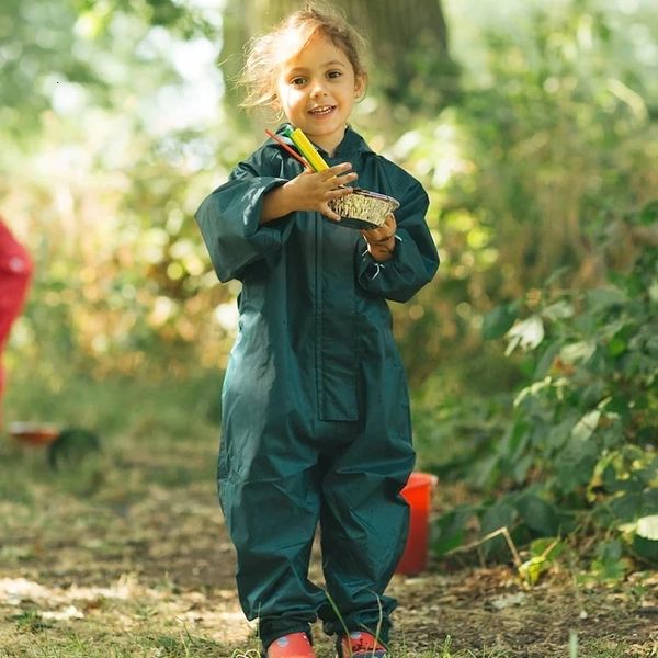 Trikots Kinder Regenanzüge Pfütze Baby Regenmantel wasserdicht atmungsaktiv Outdoor Jungen Regenbekleidung Mädchen insgesamt dünn lüften 230906