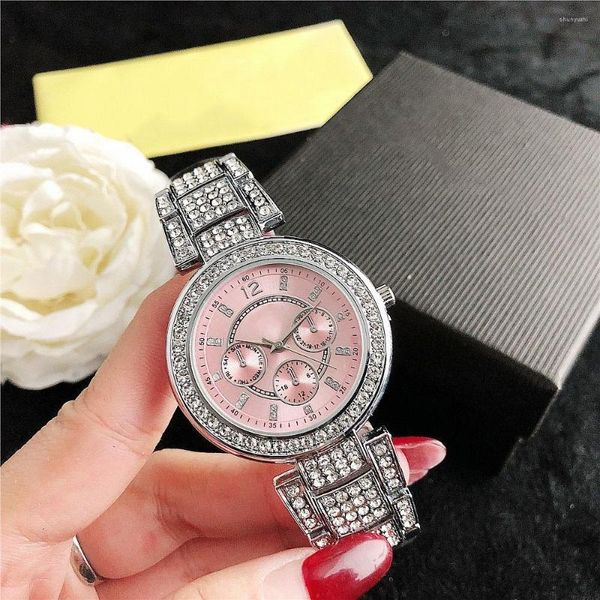 Relógios de pulso Invencível Senhoras Relógios de Pulso Vestido Relógio Mulheres Cristal Diamante Relógio de Aço Inoxidável Montre Femme