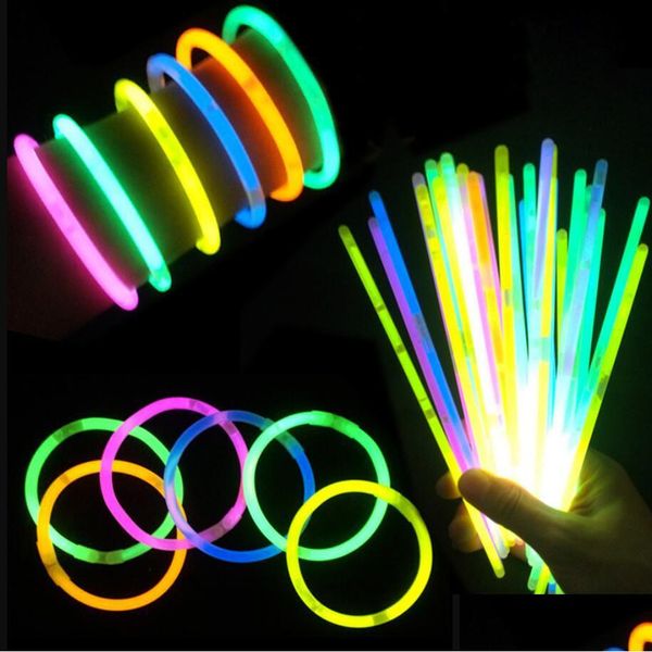 Otros suministros festivos para fiestas Luz de fluorescencia que brilla en la oscuridad Palos Pulsera Collar Neón Boda Accesorios de cumpleaños 100 piezas / bolsa D DHVSZ