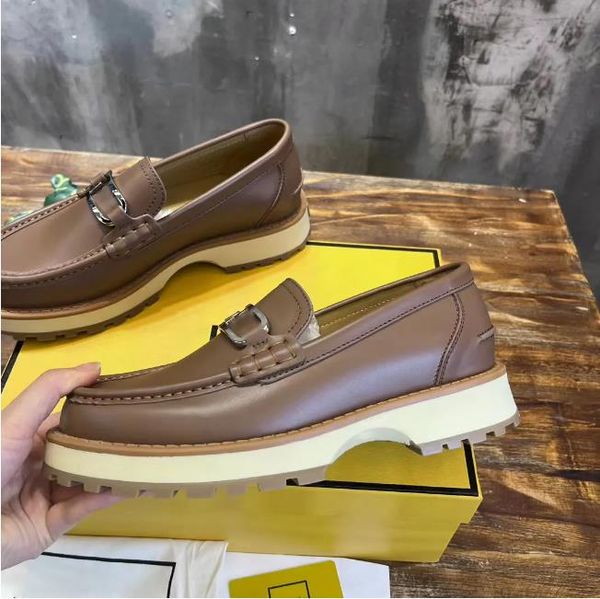 Männer Lock-Loafer Designer Retro FF Presbyopie-Loafer-Schuhe Modeleder Gummisohle Dicker Boden 3,5 cm im Freien Freizeitschuhe Größe 39-45