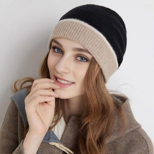 Berretti Cappello lavorato a maglia Cappelli eleganti lavorati a maglia invernali per donna Berretto con protezione per le orecchie con design di giunture colorate