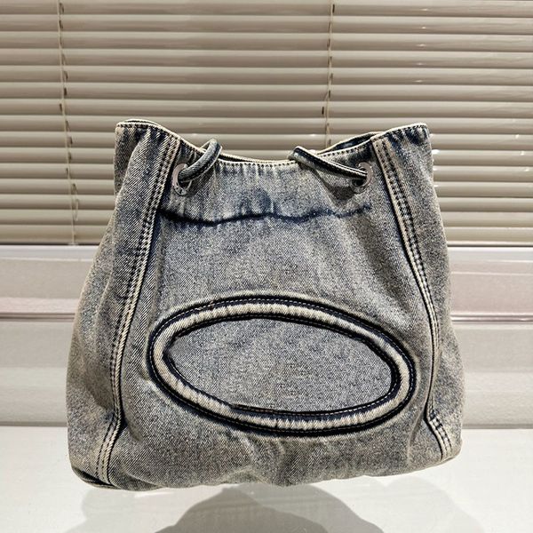 Kovboy Koltuk Çantası Mavi Denim Tuval Torbası Omuz Crossbody Çöp Çanta El Çantası Altın Aksesuar Dekorasyonu Yüksek Kaliteli Elçi Çantalar