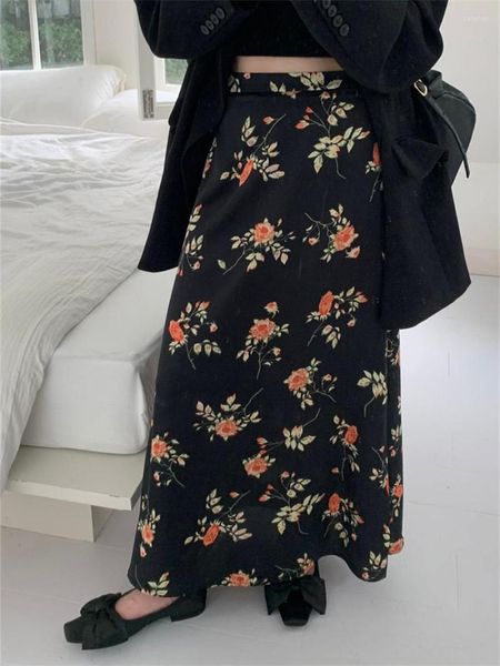 Röcke Alien Kitty Schwarz Gedruckt Streetwear Schlanke Frauen Sommer Süße 2023 Büro Dame Lose Blumen Sanfte Casual Vintage