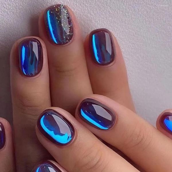 Falsche Nägel 3D kurze gefälschte Zubehör dunkelrot mit Aurora Blue Glitters DIY Maniküre Tipps Faux Ongles drücken auf Acryl Nagel Set