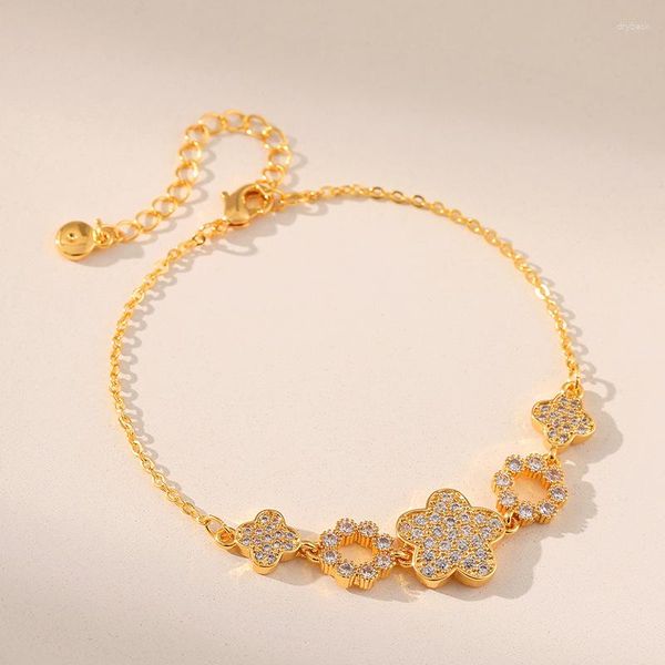 Strand CCGOOD Bracciale di lusso con design a forma di stella a cinque punte per donna Placcato in oro 18 carati Gioielli minimalisti di alta qualità Pulseras Mujer