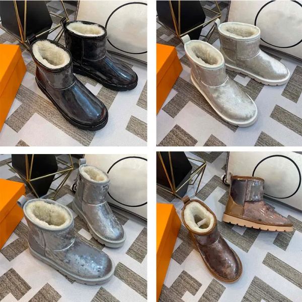 Snow Boot Tasarımcı Spor ayakkabıları Kadın Klasik Moda Yün Astar Kıvrık Anti-Sıcak Giyim Dayanıklı Sıcak ayak bileği botları 35-40