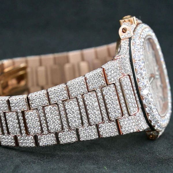 TOAE VVS Moissanite Baguette Diamond e Icedout e relógio antigo feito à mão